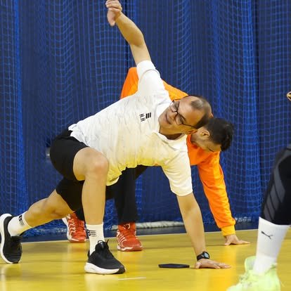 إحماء منتخب البحرين لكرة اليد