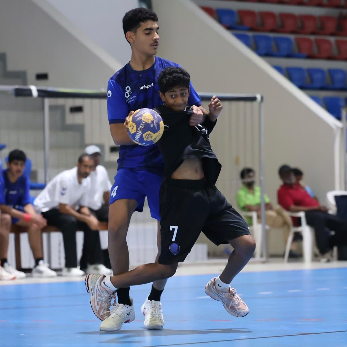 دوري الناشئين العماني