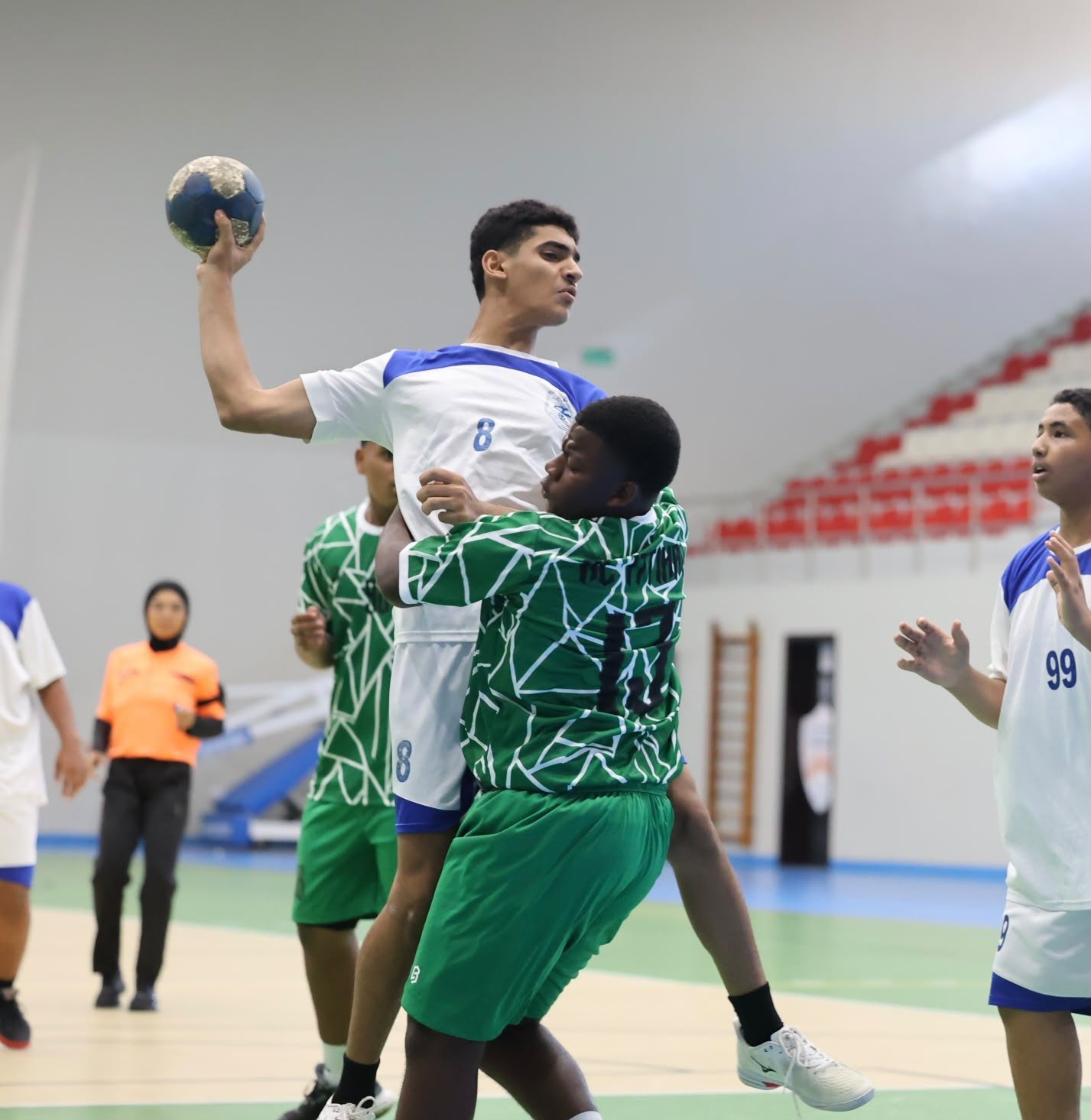 من مباريات الأسبوع الأول